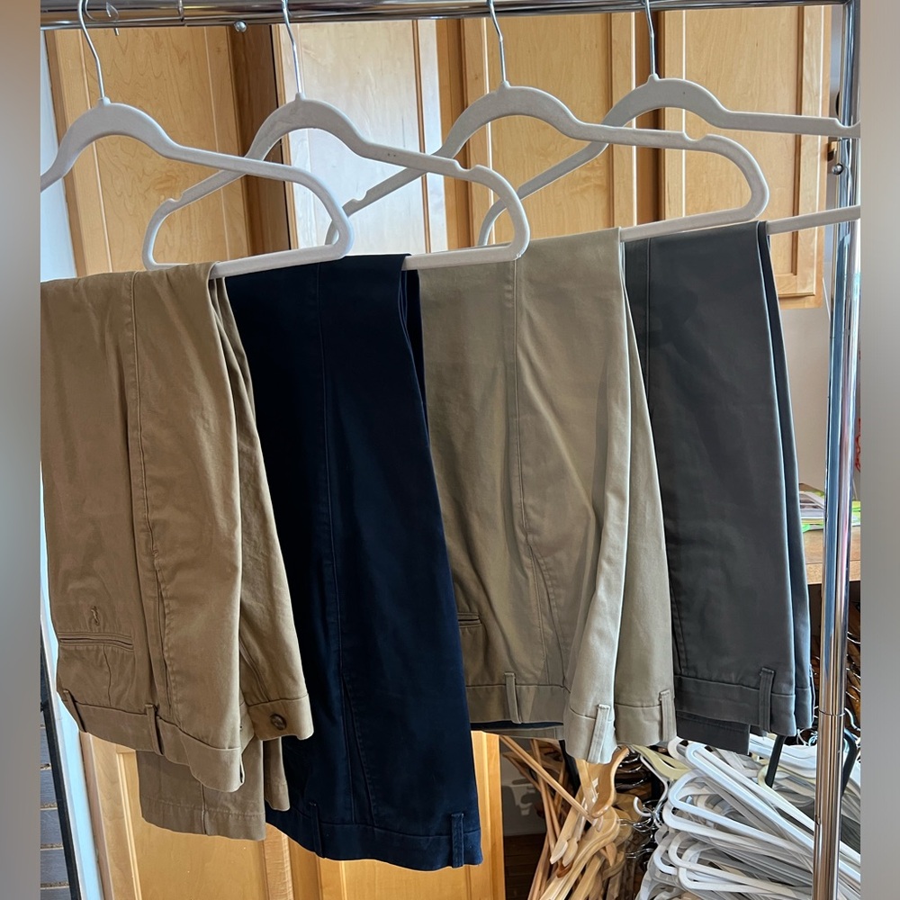 Men’s GAP Chino Dress Pants - 4 pairs included.